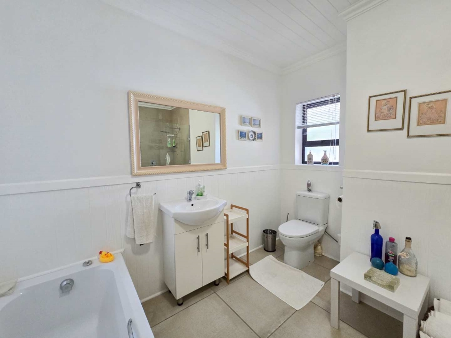 3 Bedroom Property for Sale in Stilbaai Wes Western Cape